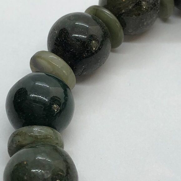 Natural Gemstone Bead Bracelet - Dark Green Chrysoprase Beads Stretch Bracelet - Picture 4 of 7